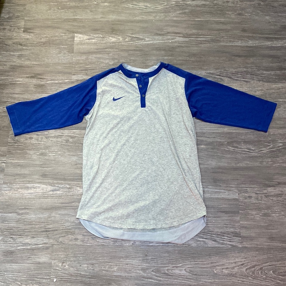 Men’s Nike Blue and gray henley baseball tee